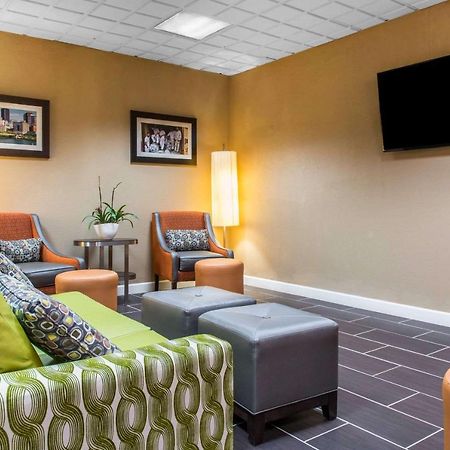 Quality Inn New Kensington Luaran gambar