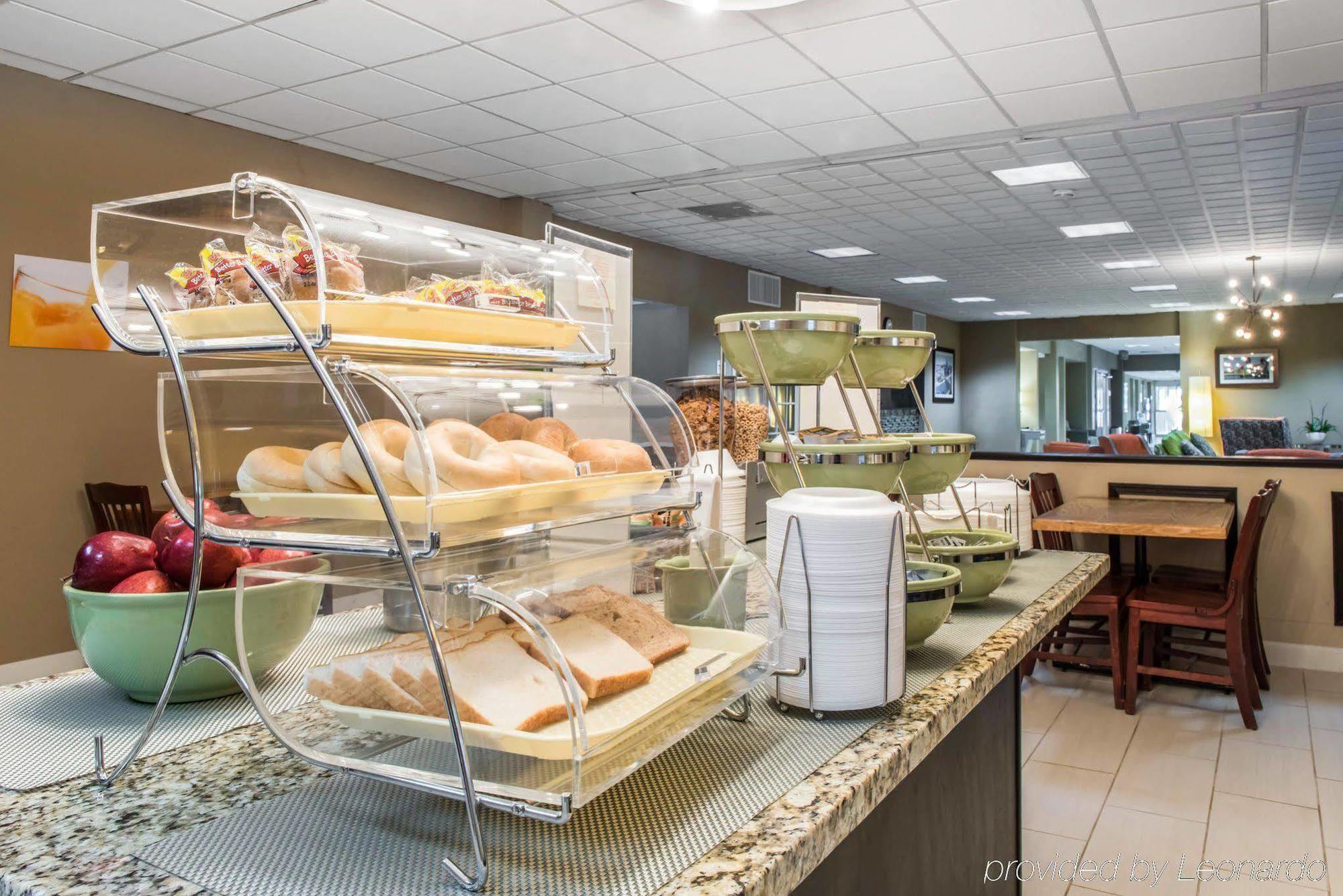 Quality Inn New Kensington Luaran gambar