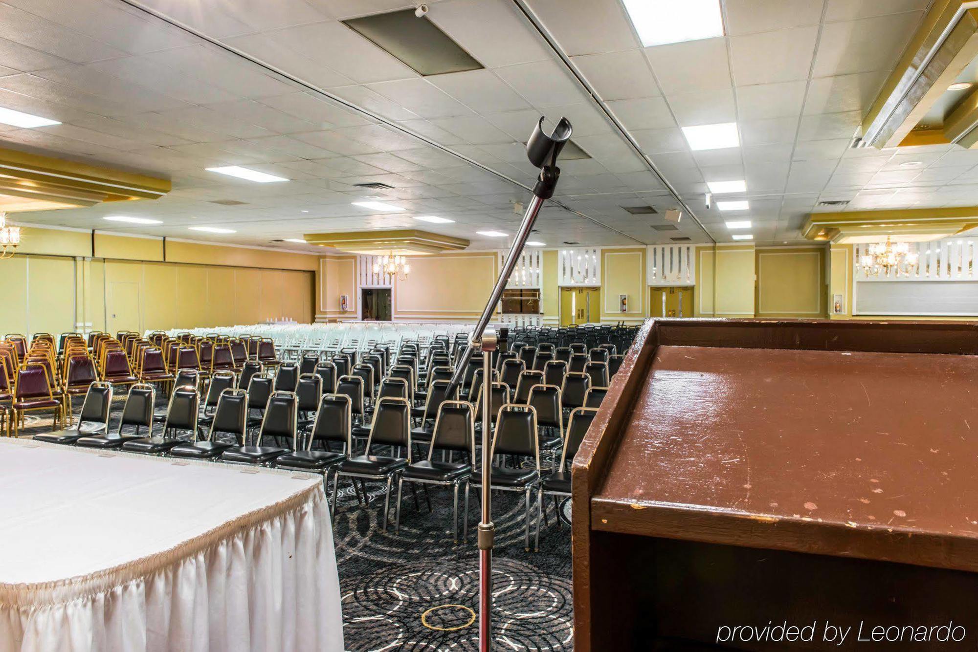 Quality Inn New Kensington Luaran gambar