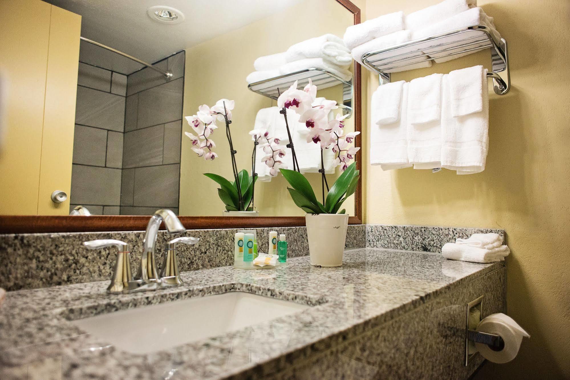 Quality Inn New Kensington Luaran gambar