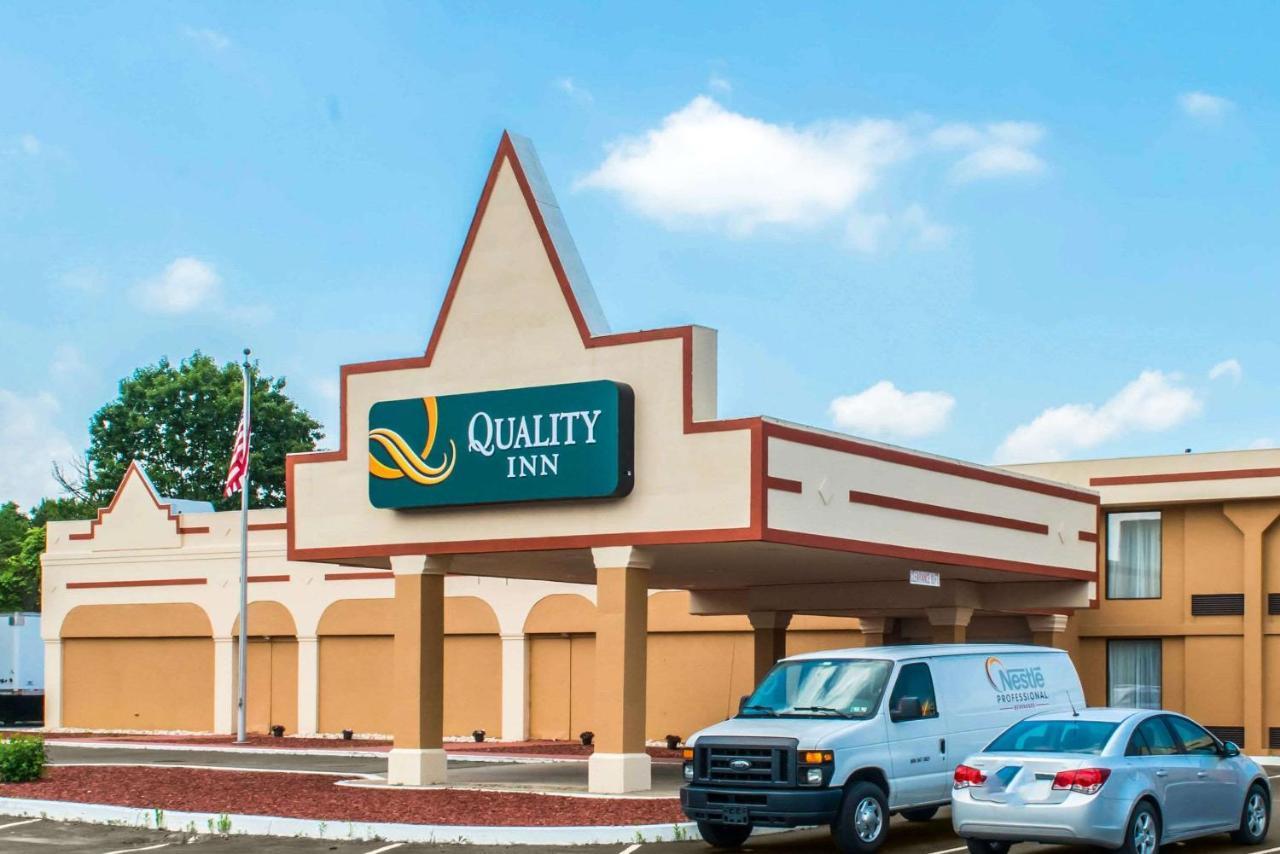 Quality Inn New Kensington Luaran gambar